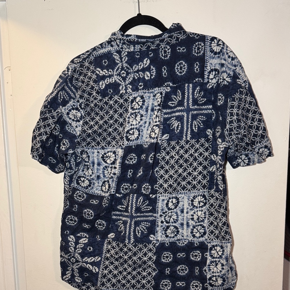 Navy Blue Patterned Men's button down Shirt - Picture 3 of 3
